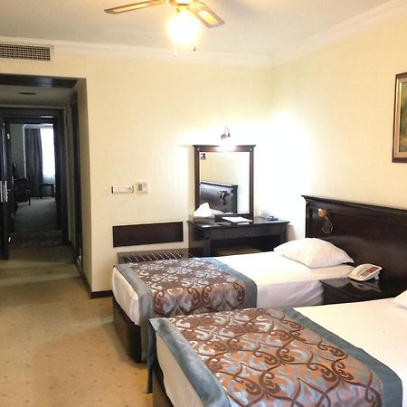 Omur Hotel Akcay  Εξωτερικό φωτογραφία