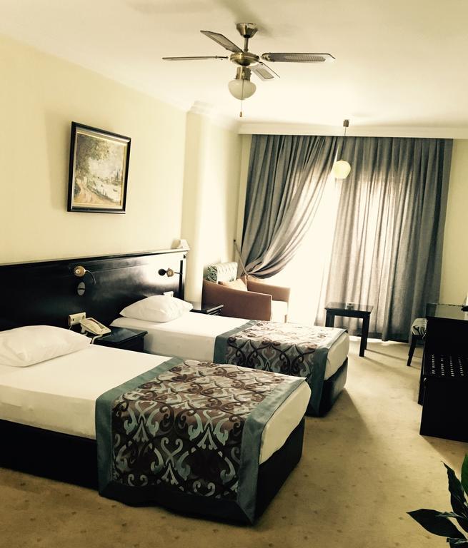Omur Hotel Akcay  Εξωτερικό φωτογραφία